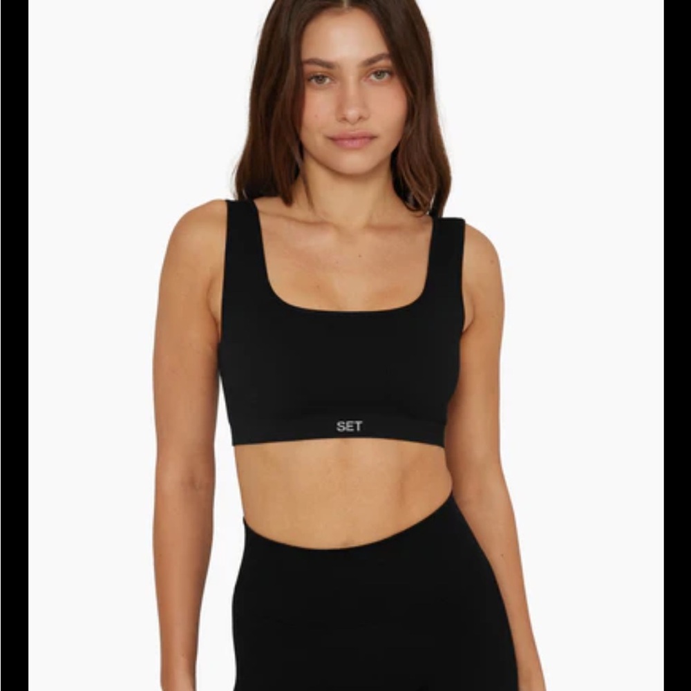 Set Active Box Cut Bra
